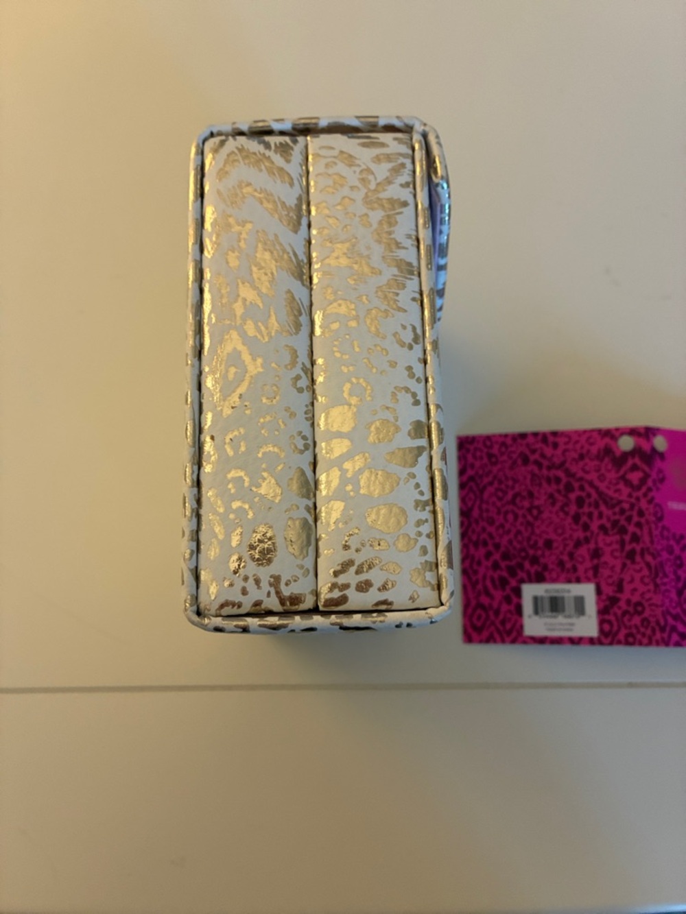 NWT Lilly Pulitzer Travel Jewelry Organizer in Gold Metallic Pattern Play - Picture 10 of 12